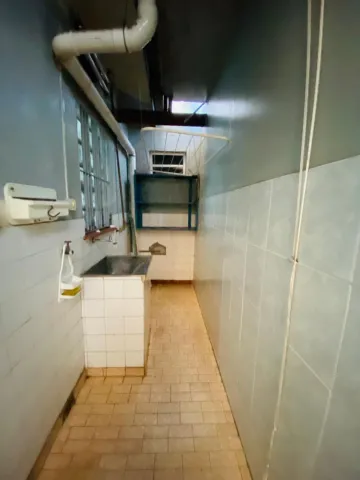 Alugar Casas / Térrea em Suzano R$ 3.000,00 - Foto 3
