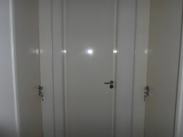 Comprar Apartamentos / Padrão em Suzano R$ 195.000,00 - Foto 2