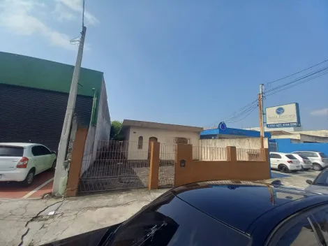 Alugar Casas / Térrea em Suzano. apenas R$ 1.200.000,00