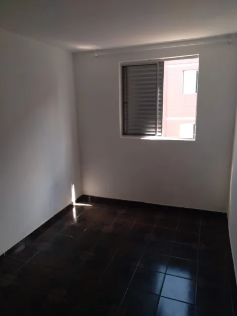 Comprar Apartamentos / Padrão em Suzano R$ 150.000,00 - Foto 4