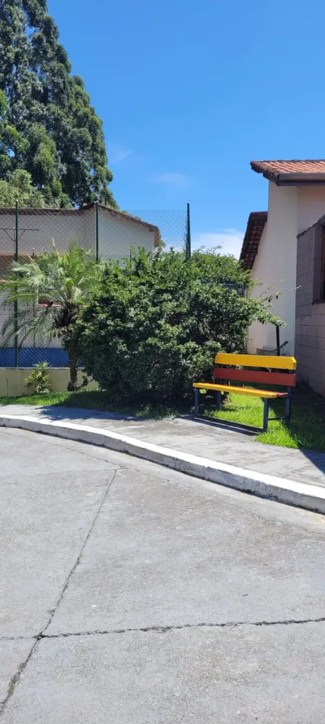 Alugar Casas / Condomínio em Mogi das Cruzes. apenas R$ 320.000,00