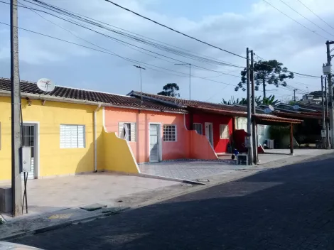 Alugar Casas / Condomínio em Suzano. apenas R$ 220.000,00