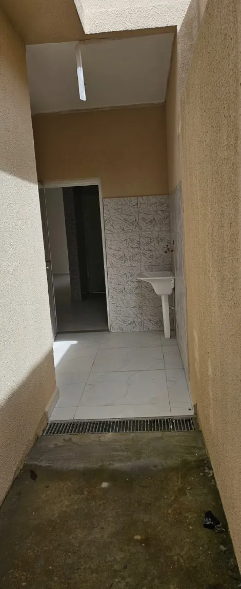 Alugar Casas / Térrea em Suzano. apenas R$ 470.000,00