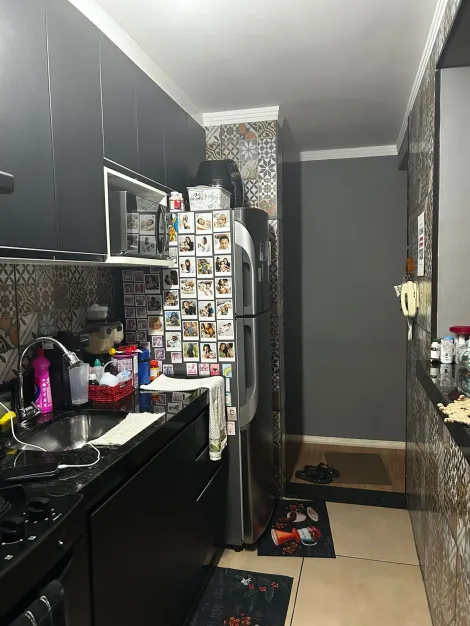 Comprar Apartamentos / Padrão em Suzano R$ 210.000,00 - Foto 4