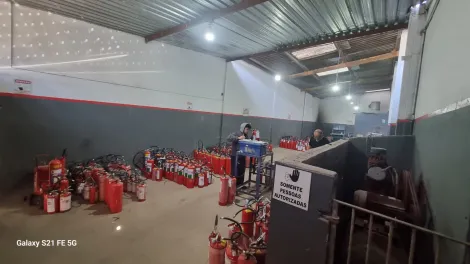 Alugar Comerciais / Prédio Comercial em Suzano R$ 15.000,00 - Foto 21