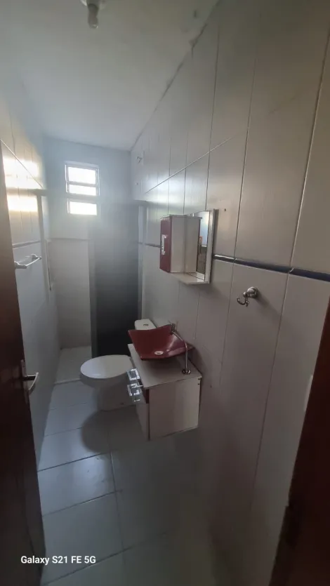 Alugar Apartamentos / Padrão em Suzano R$ 1.000,00 - Foto 2