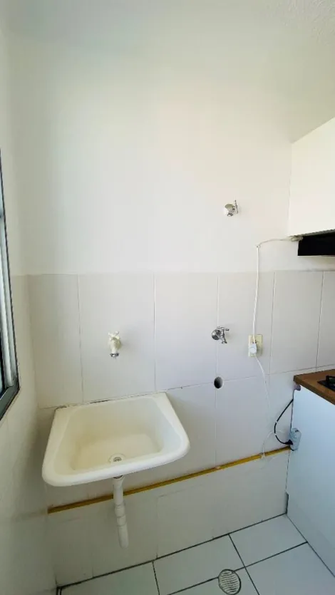 Alugar Apartamentos / Padrão em Mogi das Cruzes R$ 1.900,00 - Foto 15