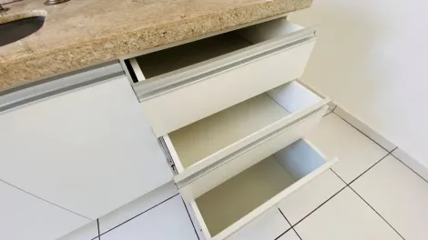 Alugar Apartamentos / Padrão em Mogi das Cruzes R$ 1.900,00 - Foto 18