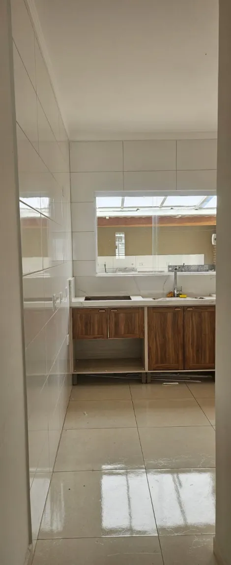 Comprar Casas / Sobrado em Suzano R$ 420.000,00 - Foto 5