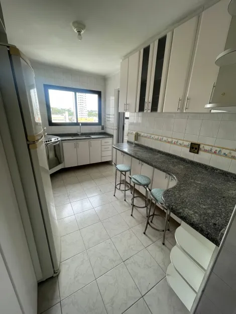 Alugar Apartamentos / Padrão em Suzano R$ 3.900,00 - Foto 3