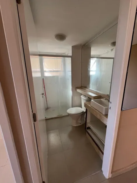 Alugar Apartamentos / Padrão em Suzano R$ 830,00 - Foto 3