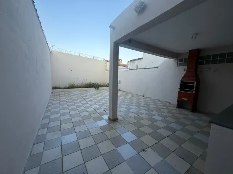 Comprar Casas / Sobrado em Suzano R$ 690.000,00 - Foto 5