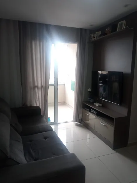Comprar Apartamentos / Padrão em Suzano R$ 270.000,00 - Foto 3