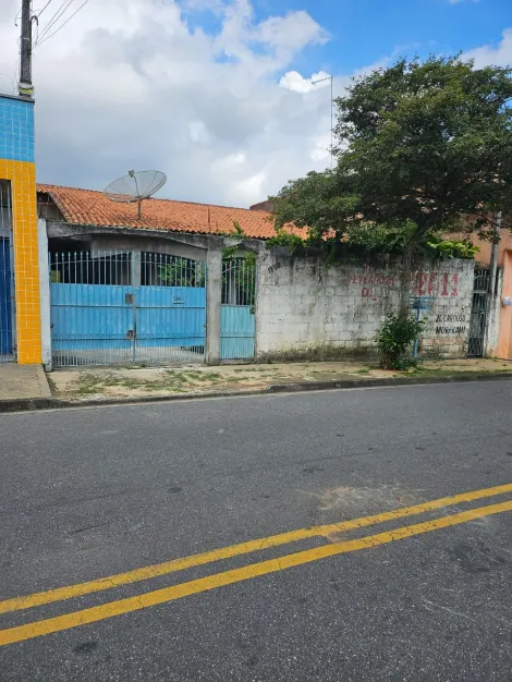 Comprar Casas / Térrea em Suzano R$ 850.000,00 - Foto 2