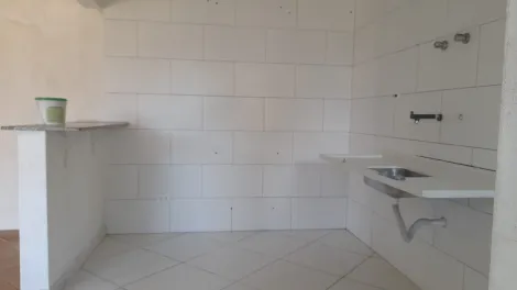 Comprar Casas / Térrea em Suzano R$ 299.000,00 - Foto 2