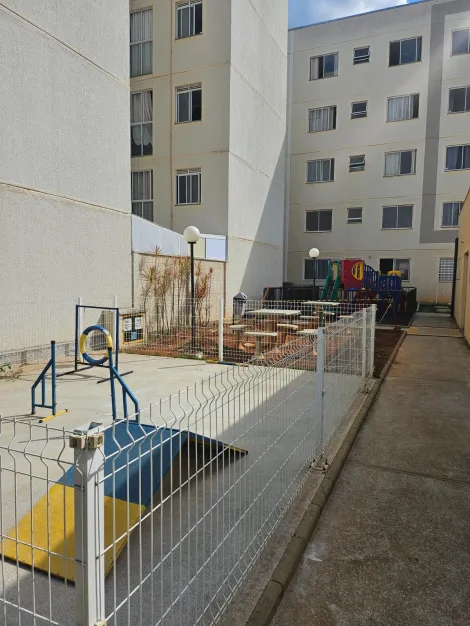 Comprar Apartamentos / Padrão em Suzano R$ 159.000,00 - Foto 8