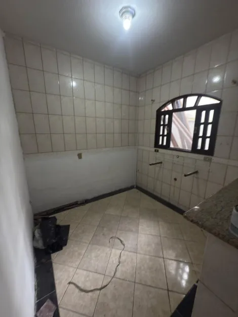 Alugar Casas / Assobradada em Suzano R$ 2.750,00 - Foto 9