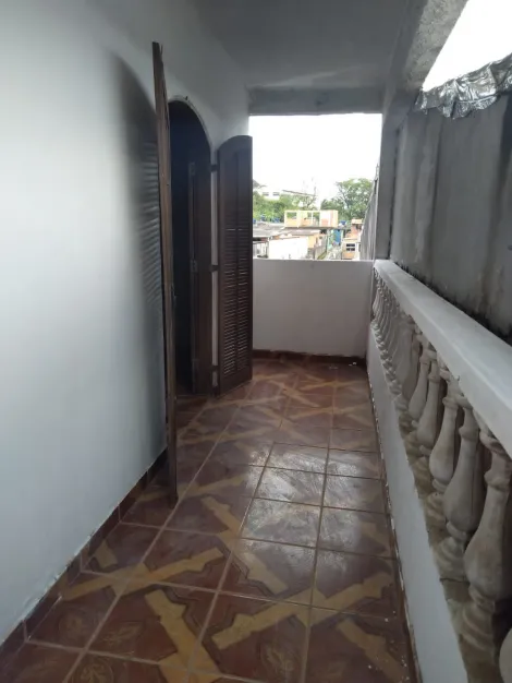 Comprar Casas / Sobrado em Suzano R$ 400.000,00 - Foto 4
