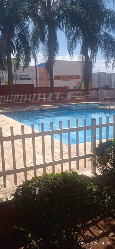 Comprar Apartamentos / Padrão em Suzano R$ 360.000,00 - Foto 2