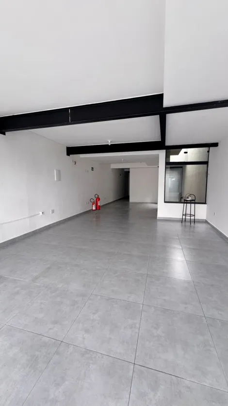 Alugar Comerciais / Prédio Comercial em Suzano R$ 4.500,00 - Foto 4