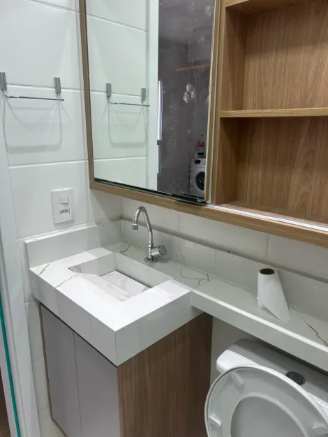 Alugar Apartamentos / Kitchnet em Mogi das Cruzes R$ 2.500,00 - Foto 4