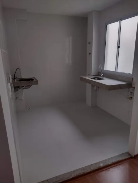 Alugar Apartamentos / Padrão em Suzano R$ 715,00 - Foto 4