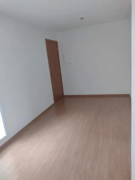 Alugar Apartamentos / Padrão em Suzano R$ 715,00 - Foto 2