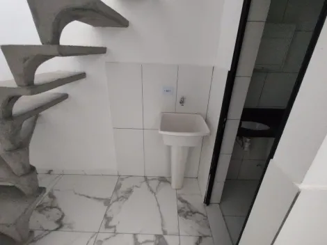 Alugar Apartamentos / Kitchnet em Suzano R$ 950,00 - Foto 4