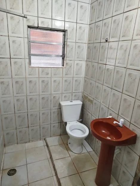 Comprar Casas / Sobrado em Suzano R$ 180.000,00 - Foto 7