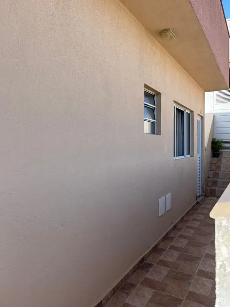 Alugar Casas / Condomínio em Mogi das Cruzes R$ 1.500,00 - Foto 3