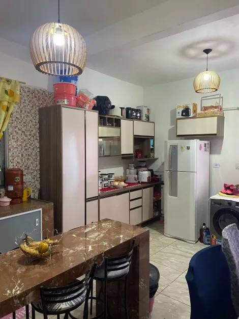 Comprar Casas / Sobrado em Suzano R$ 370.000,00 - Foto 7