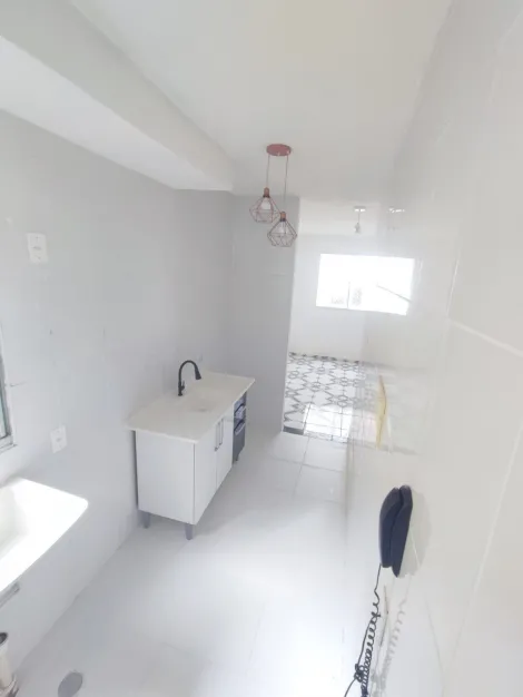 Comprar Apartamentos / Padrão em São Paulo R$ 185.000,00 - Foto 3