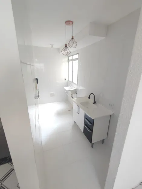 Comprar Apartamentos / Padrão em São Paulo R$ 185.000,00 - Foto 4