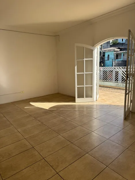 Alugar Casas / Sobrado em Suzano R$ 1.600,00 - Foto 4