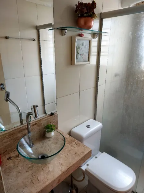 Comprar Apartamentos / Padrão em Suzano R$ 240.000,00 - Foto 12