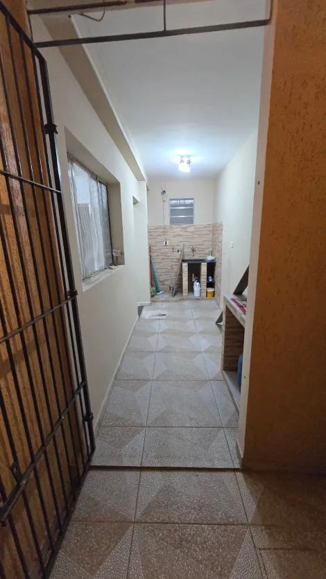 Alugar Casas / Térrea em Suzano R$ 2.050,00 - Foto 13