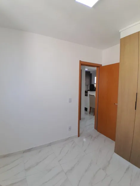 Alugar Apartamentos / Padrão em Itaquaquecetuba R$ 2.155,00 - Foto 4