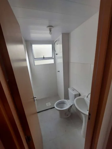 Alugar Apartamentos / Padrão em Suzano R$ 1.400,00 - Foto 3