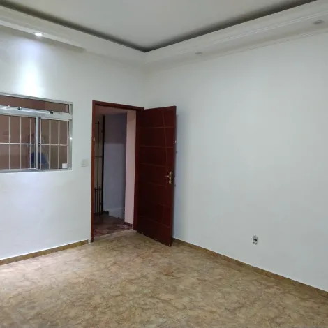 Alugar Casas / Térrea em Suzano R$ 1.700,00 - Foto 2