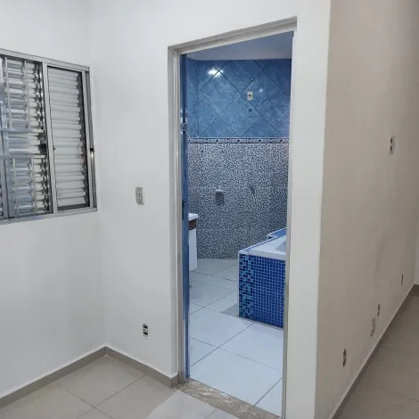 Alugar Casas / Térrea em Suzano R$ 1.700,00 - Foto 14
