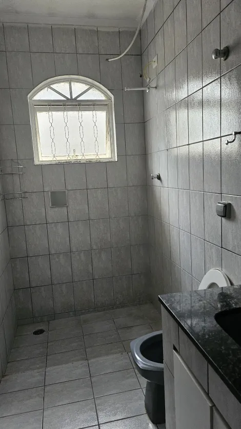 Alugar Casas / Sobrado em Suzano R$ 1.700,00 - Foto 4