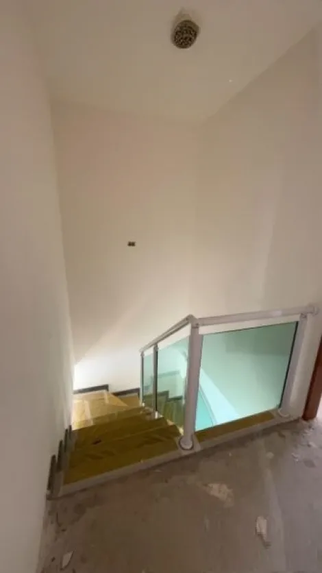 Comprar Casas / Sobrado em Suzano R$ 680.000,00 - Foto 7