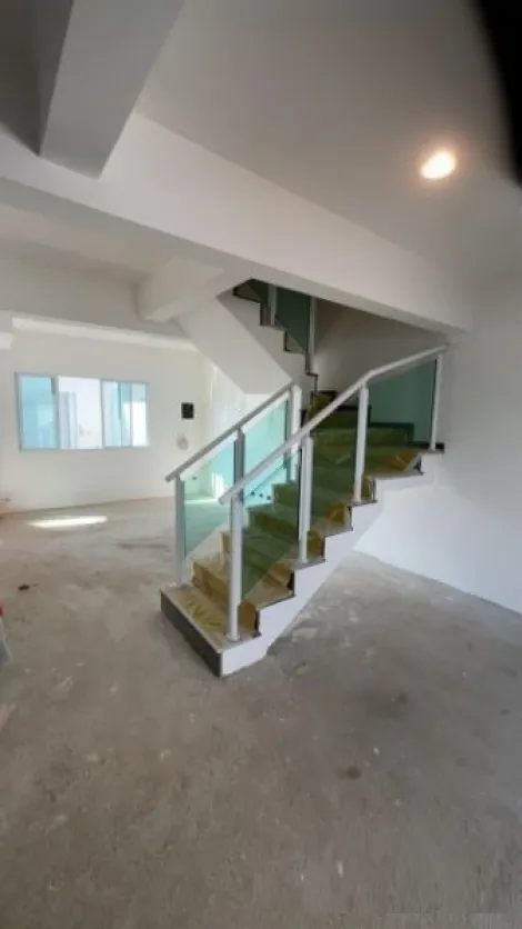 Comprar Casas / Sobrado em Suzano R$ 680.000,00 - Foto 5